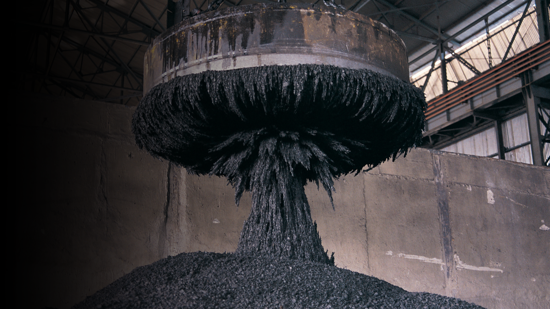 Eletroímã na Indústria de Alumínio: Eficiência e segurança no manuseio de materiais